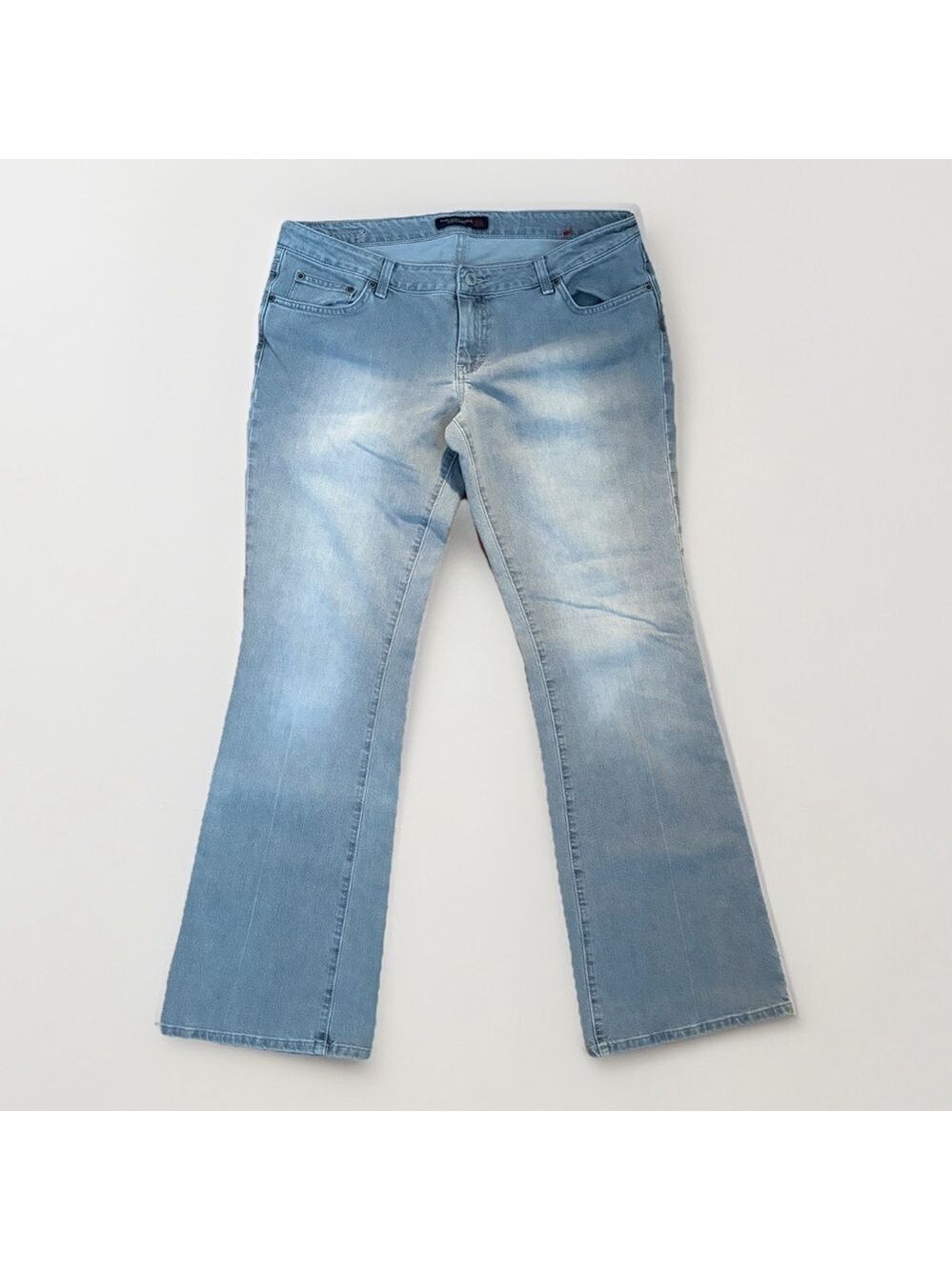 American Eagle Low Rise Kick Bootcut Jeans - Size 12